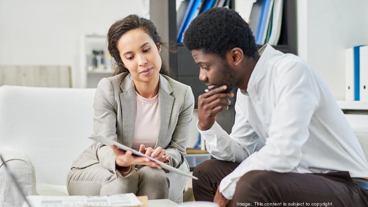 hire a health insurance broker