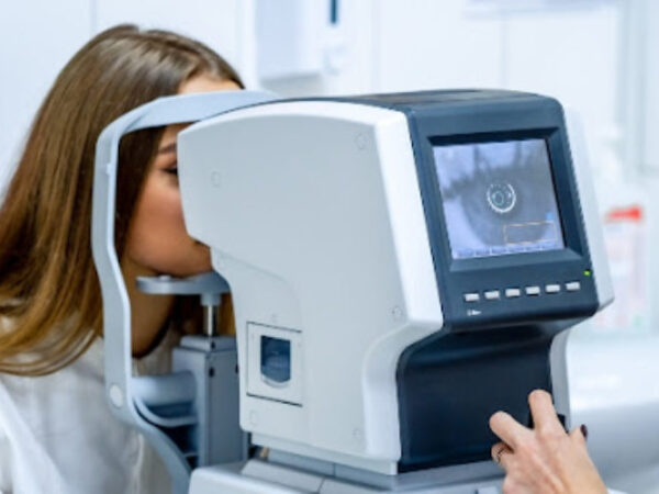 6 Telltale Signs You Should See An Ophthalmologist