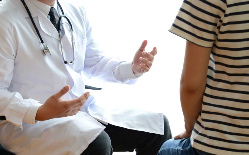 7 Acclaimed Sleep Doctors Across America
